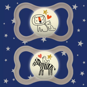 MAM Sucettes Suprême Nuit 6 Mois + (Motifs et Coloris Aléatoires)