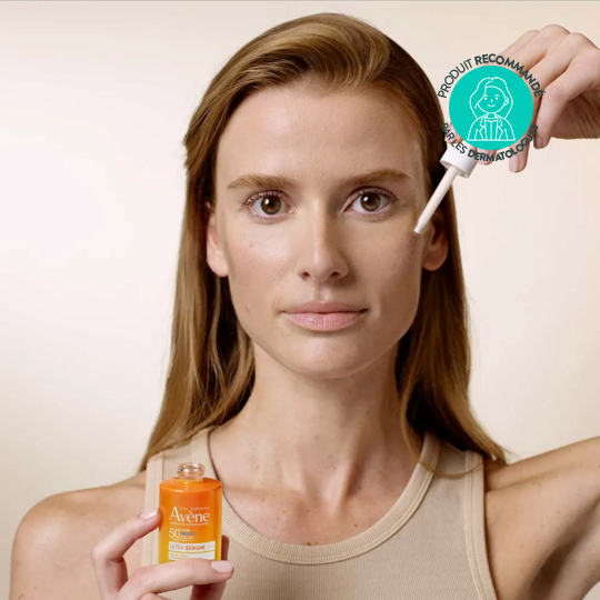 Avène Ultra Sérum SPF50+ radiance 30 ml — sérum solaire éclat protection UVA/UVB lumière bleue peaux sensibles