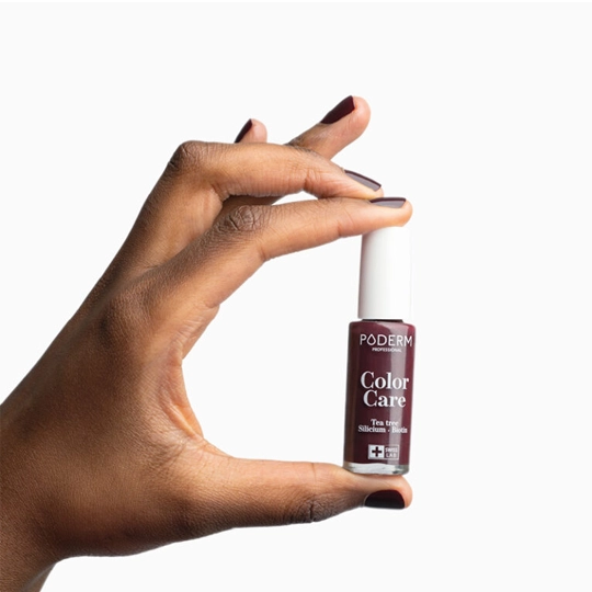 Poderm Vernis Tea Tree Rouge 437 8ml