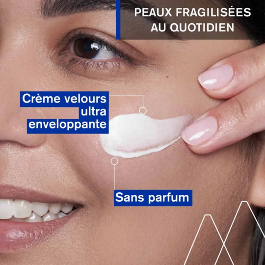 Uriage Cica Daily Concentré de crème réparateur, renforce la barrière cutanée 50 ml