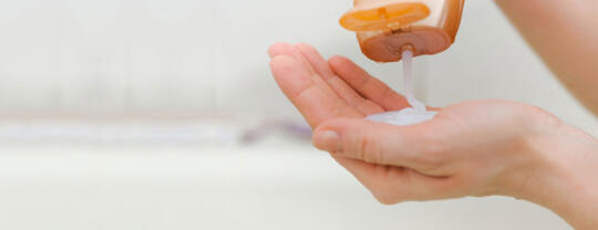 Gel douche : comment prendre soin d’une peau normale ? 
